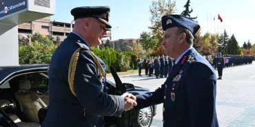 Dalkiran-ve-Smyth-Konyada-F-4lerle-ucus-yapti-featured