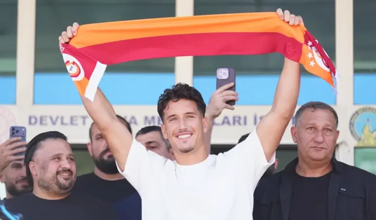 Deniz-Gul-Galatasaray8217da-5-yillik-sozlesme-icin-imzalanacak-featured