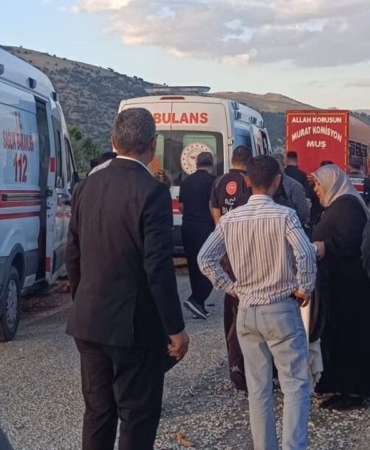 Dogansehirde-tir-ve-otomobil-carpisti-5-yarali-featured