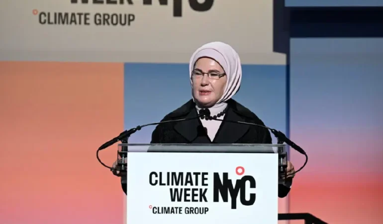 Emine-Erdogan-New-Yorkta-Sifir-Atik-mesaji-verdi-featured