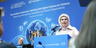 Emine-Erdogan-New-Yorkta-cocuklar-ve-iklim-gundemiyle-bulustu-featured