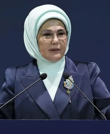 Emine-Erdoganin-New-York-programi-belli-oldu-featured