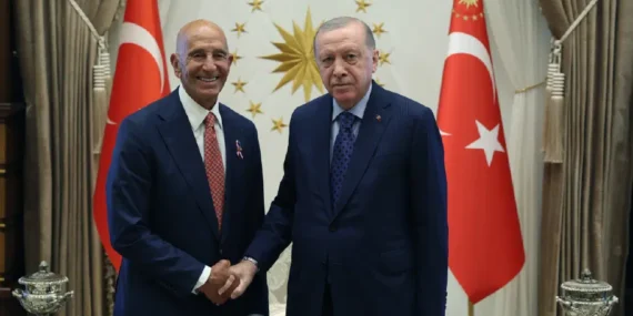 Erdoğan, Barrack ve Issa’yı Külliye’de kabul etti