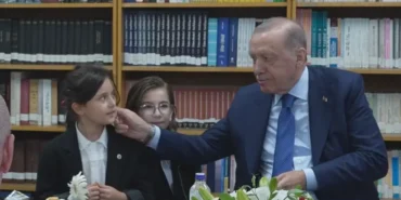 Erdogan-Gazi-Anadolu-Lisesi8217nde-turku-soyledi-featured