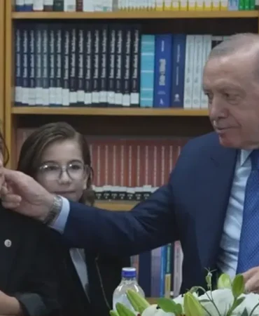 Erdogan-Gazi-Anadolu-Lisesi8217nde-turku-soyledi-featured