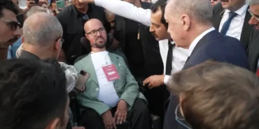 Erdoganin-otobusu-durdurdugu-Emre-Vural-o-ani-anlatti-featured