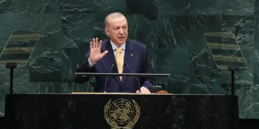 Erdoganin-siirine-Iran-heyetinden-ayakta-alkis-featured