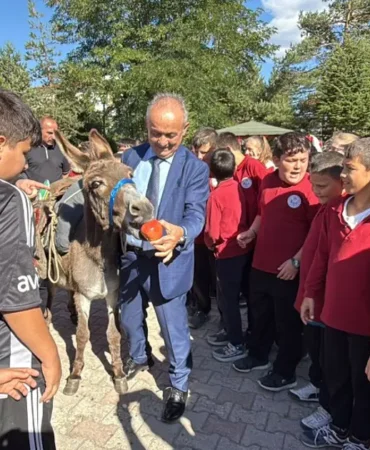 Ersin-Bilge-esegiyle-25-ilde-18-bin-cocuga-ulasti-featured