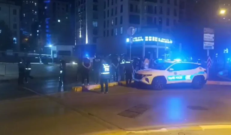 Esenyurt8217ta-korsan-taksi-surucusu-ceza-yazan-trafik-polisi-vurdu-featured