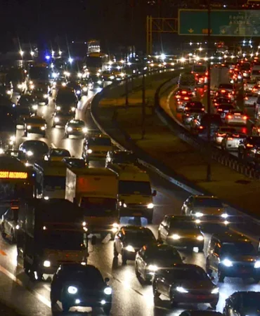FSM-Koprusunde-trafik-25-saate-cikti-tarih-aciklandi-featured