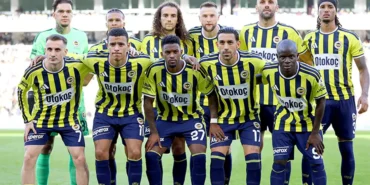 Fenerbahce-Eyupspor-karsisinda-lig-tarihine-gecti-featured
