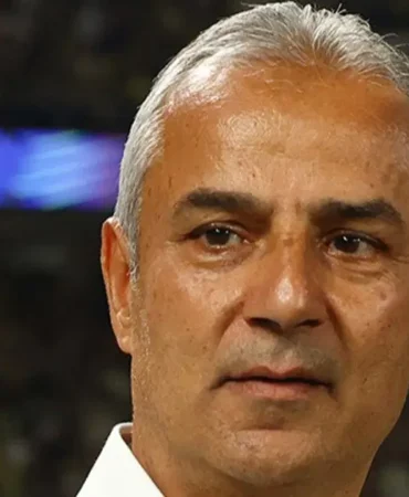 Fenerbahce-Ismail-Kartal-ile-geri-kalaninda-yoluna-devam-eder-featured