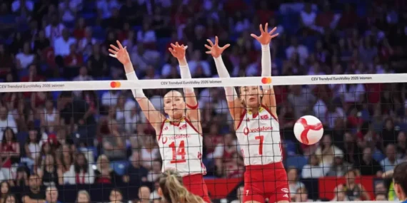 Filenin Sultanları finalde: Sırbistan’ı 3-0 geçti