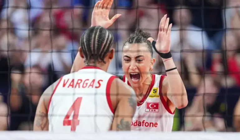 Filenin-Sultanlari-ust-uste-ikinci-Avrupa-sampiyonu-oldu-featured