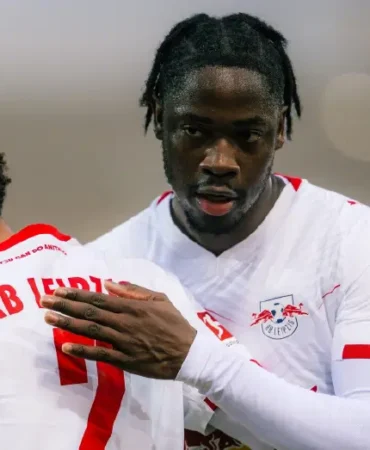 Galatasaray-transferi-icin-resmi-gorusmelere-basladi-featured