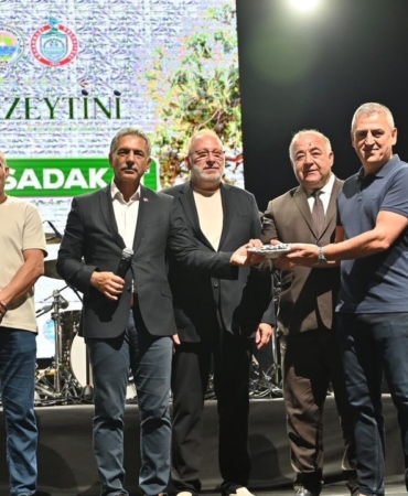 Gemlik-zeytini-acik-artirmada-77-bin-liraya-satildi-featured