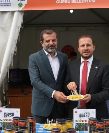 Gursunun-yoresel-urunleri-festivalde-yogun-ilgi-gordu-featured