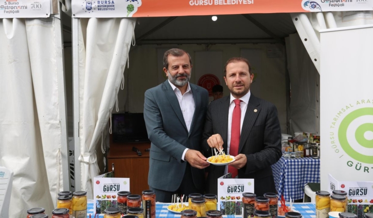 Gursunun-yoresel-urunleri-festivalde-yogun-ilgi-gordu-featured