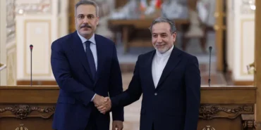 Hakan-Fidan-Abbas-Arakci-ile-telefonda-gorustu-featured