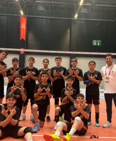 Inegolde-Genclik-Yili-kapsaminda-binlerce-cocuk-sporla-bulustu-featured