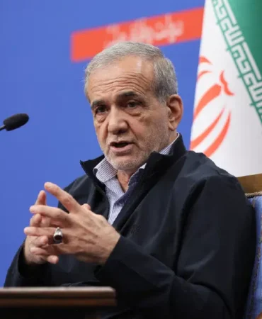 Iran-lideri-Pezeskiyanin-basin-ekibine-ABD-vizesi-cikmadi-featured