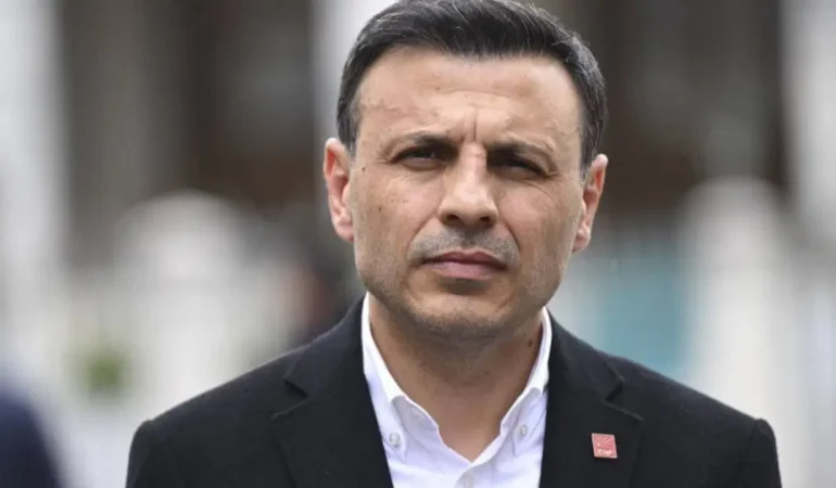 Istanbul8217da-Ozgur-Celik-hakkinda-tehdit-ve-hakaret-sorusturmasi-acildi-featured