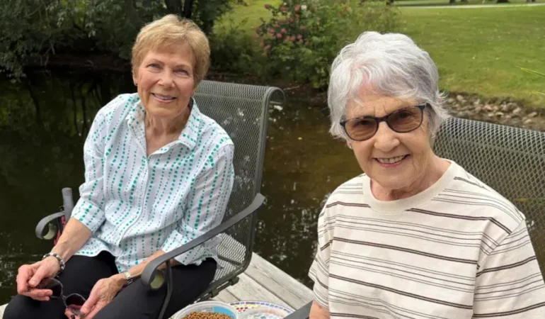 Kathleen-ve-Shirleynin-70-yillik-mektup-arkadasligi-featured