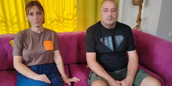 Kaya ailesi Girne açıklarında 1,5 saat suda kaldı