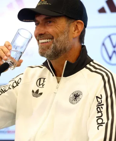 Klopp-Almanya-kampinda-telefon-ve-kuafor-kisitlamasi-getirdi-featured