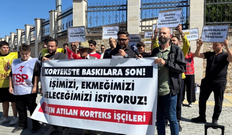 Korteks-iscileri-Bursada-isten-cikarmalara-karsi-eylem-yapti-featured