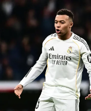 Kylian-Mbappe-Nike-ile-20-yillik-ortakligini-bitirdi-featured