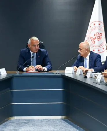 Mehmet-Nuri-Ersoy-Kahramanmarasta-restorasyon-gundemini-gorustu-featured