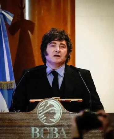 Milei-Falkland-Adalari-cevresinde-yaptirimlari-artiracak-featured