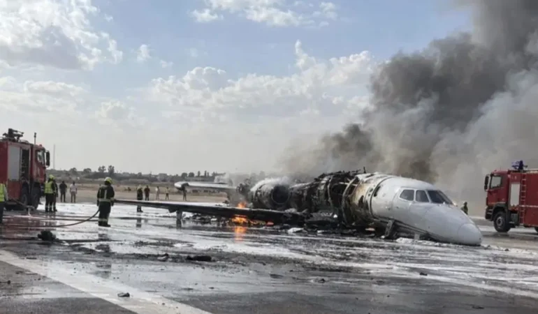 Misratada-yanan-Turk-jetinin-iki-pilotu-tutuklandi-featured