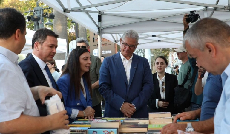 Mudanyada-Kitap-Fuari-acildi-featured