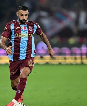 Muhammed-Salah-Ingilterede-6-ay-trafikten-men-edildi-featured