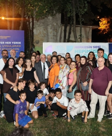 Niluferde-Sadi-Ozdemir-Karamanda-vatandaslarla-bulustu-featured