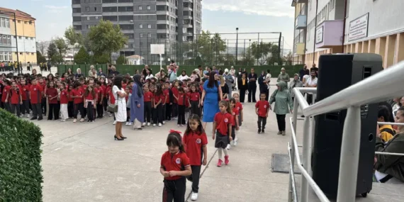 Okullarda-31-bin-guvenlik-gorevlisi-goreve-basliyor-featured