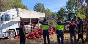 Orhangazi8217de-belgesiz-midye-nakli-8-ton-imha-edildi-featured