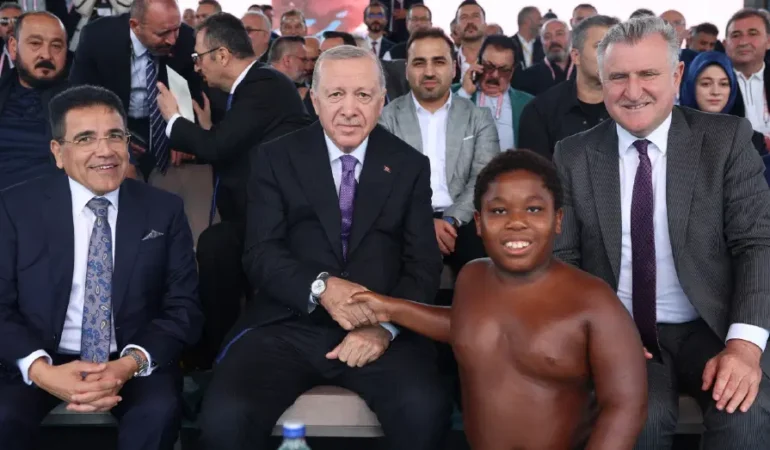 Osman-Ali-Davutoglu-Erdoganla-sohbetini-anlatti-featured