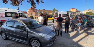 Osmangazi8217de-motosiklet-devrildi-2-genc-yaralandi-featured