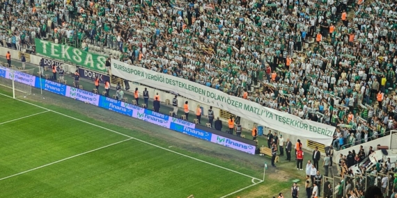 Ozer-Matliya-Esenler-Erokspor-macinda-tribunlerden-tesekkur-featured