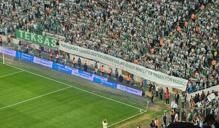 Ozer-Matliya-Esenler-Erokspor-macinda-tribunlerden-tesekkur-featured