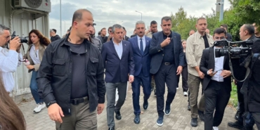 Ozgur-Ozel-Mustafa-Bozbeyi-cezaevinde-ziyaret-etti-featured