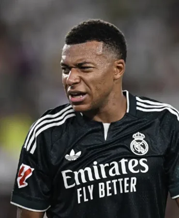 Real-Madrid-yildizlarinin-tisort-tavri-Ispanyayi-boldu-featured