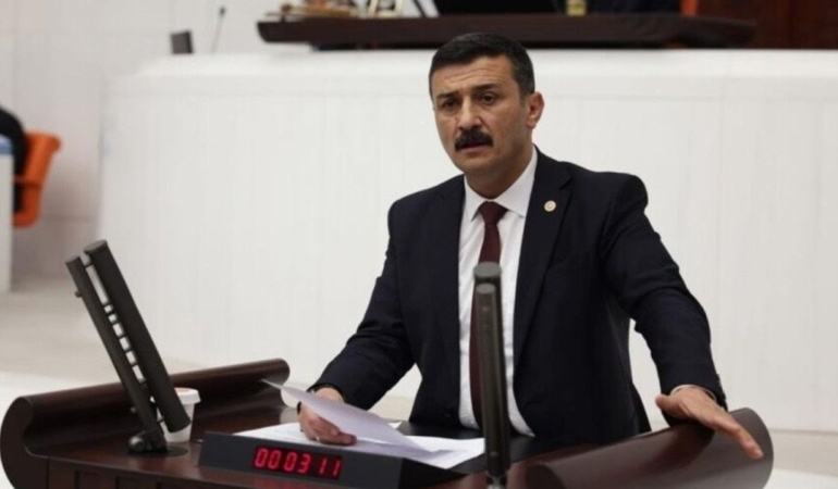 Selcuk-Turkoglu-Bursadaki-arazi-devrini-Meclise-tasiyor-featured