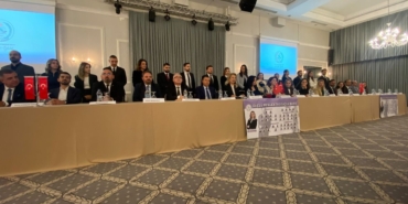 Sibel-Ozbudak-Bursa-Barosu-yonetimi-icin-ekibini-tanitti-featured