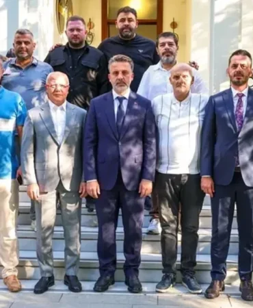 Teksas-Taraftar-Grubu-Sahin-Bibayi-ziyaret-etti-featured