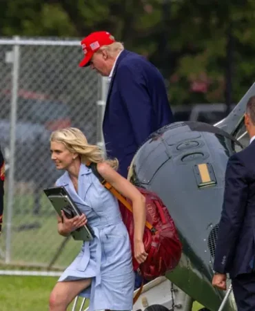 Trump-uc-Beyaz-Saray-danismanina-Noel-hediyesi-olarak-45-bin-dolar-verdi-featured
