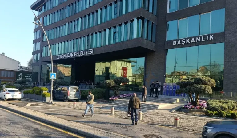 Uskudar-Belediyesi-operasyonunda-Amine-Cansu-Celik-sevk-edildi-featured